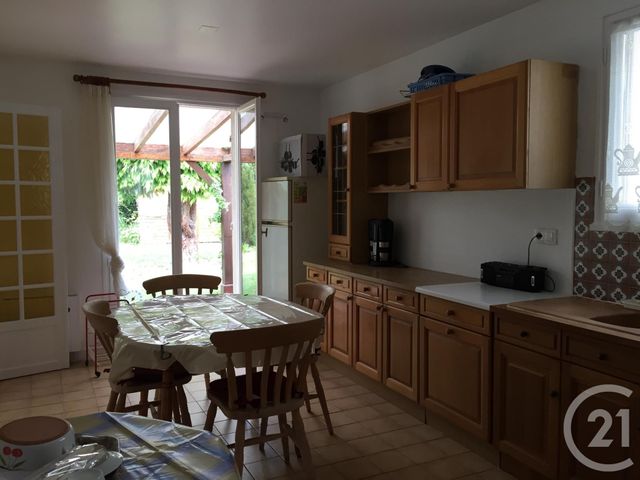 Maison &agrave; louer - 5 pi&egrave;ces - 109,84 m2 - St Remy Les Chevreuse - 78 - ILE-DE-FRANCE