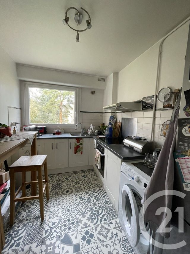 Appartement F3 &agrave; louer - 3 pi&egrave;ces - 67,71 m2 - Gif Sur Yvette - 91 - ILE-DE-FRANCE