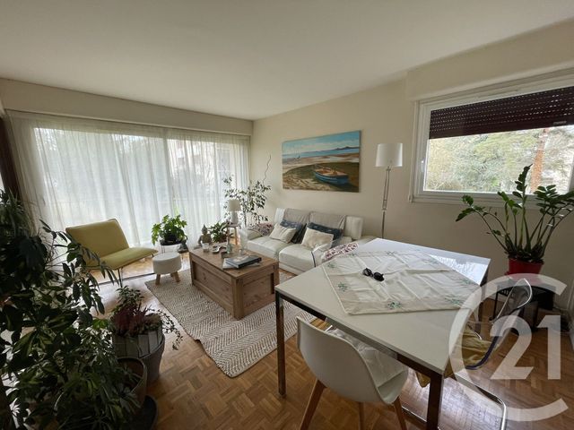Appartement F3 &agrave; louer - 3 pi&egrave;ces - 67,71 m2 - Gif Sur Yvette - 91 - ILE-DE-FRANCE