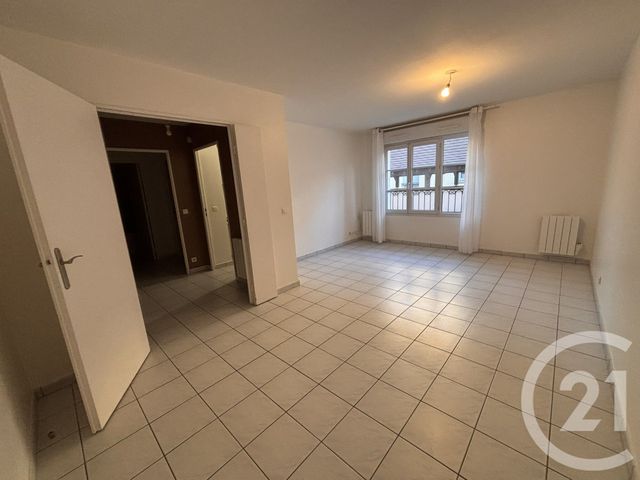 Appartement F2 &agrave; louer - 2 pi&egrave;ces - 46,60 m2 - Villiers Le Bacle - 91 - ILE-DE-FRANCE
