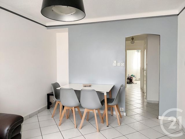 Appartement F3 à vendre - 3 pièces - 54,80 m2 - Marseille - 13014 - PROVENCE-ALPES-COTE-D-AZUR