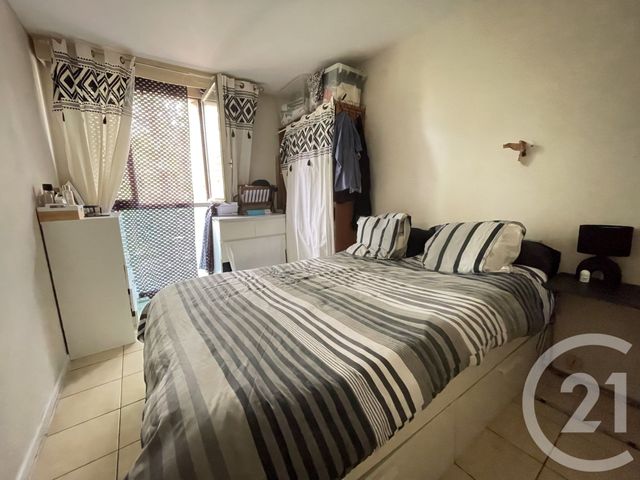 Appartement T5 à vendre - 5 pièces - 90 m2 - Marseille - 13015 - PROVENCE-ALPES-COTE-D-AZUR