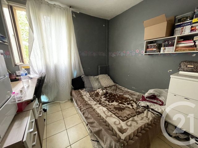 Appartement T5 à vendre - 5 pièces - 90 m2 - Marseille - 13015 - PROVENCE-ALPES-COTE-D-AZUR