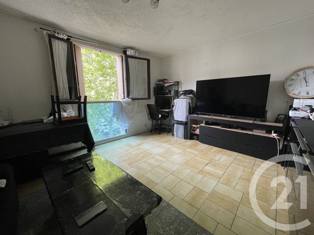 Appartement T5 à vendre - 5 pièces - 90 m2 - Marseille - 13015 - PROVENCE-ALPES-COTE-D-AZUR