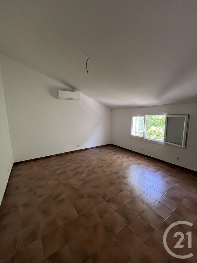 Maison &agrave; louer - 5 pi&egrave;ces - 125,20 m2 - Bouc Bel Air - 13 - PROVENCE-ALPES-COTE-D-AZUR