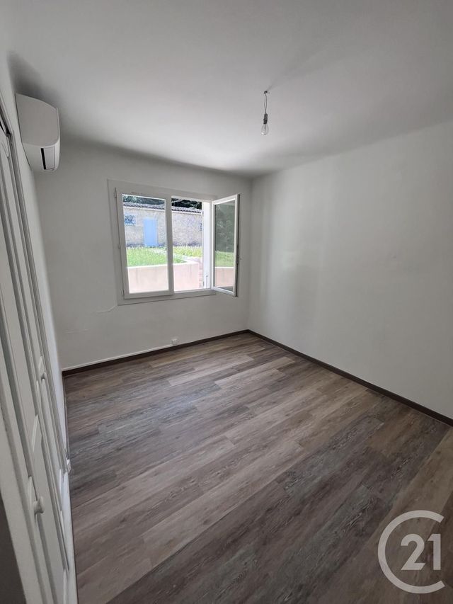 Maison &agrave; louer - 5 pi&egrave;ces - 125,20 m2 - Bouc Bel Air - 13 - PROVENCE-ALPES-COTE-D-AZUR