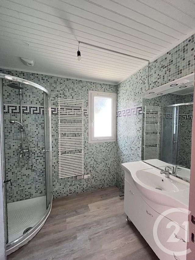 Maison &agrave; louer - 5 pi&egrave;ces - 125,20 m2 - Bouc Bel Air - 13 - PROVENCE-ALPES-COTE-D-AZUR