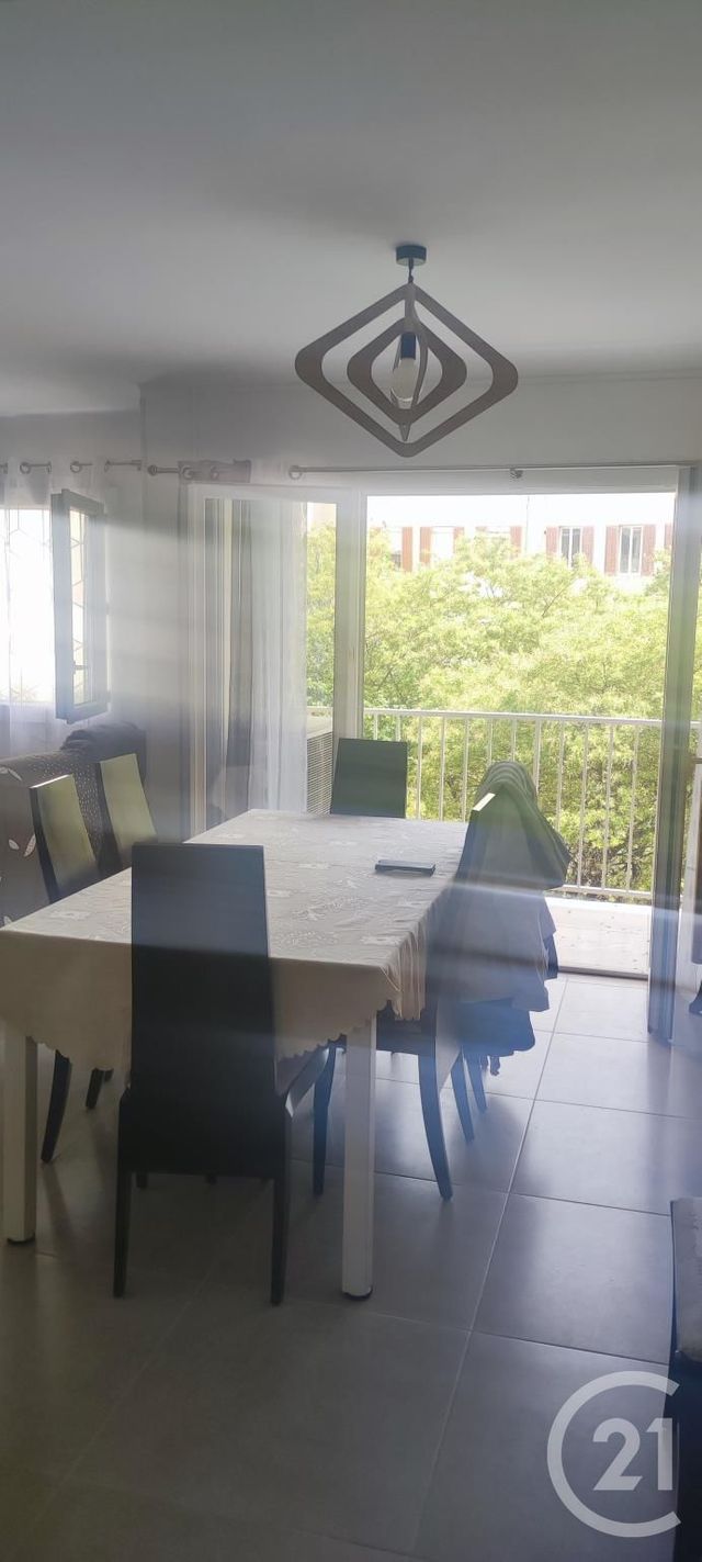 Appartement F2 à louer - 2 pièces - 51,22 m2 - Marseille - 13007 - PROVENCE-ALPES-COTE-D-AZUR