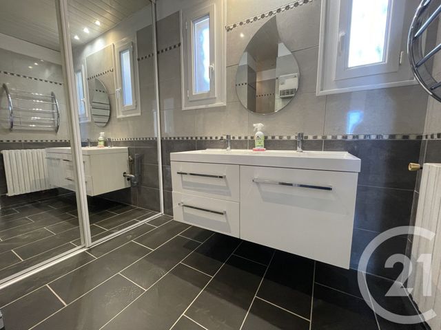 Maison &agrave; vendre - 11 pi&egrave;ces - 249 m2 - Marseille - 13015 - PROVENCE-ALPES-COTE-D-AZUR