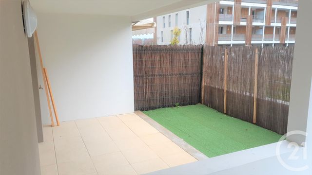 Appartement F1 &agrave; louer - 1 pi&egrave;ce - 28,30 m2 - Les Milles - 13 - PROVENCE-ALPES-COTE-D-AZUR