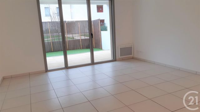 Appartement F1 &agrave; louer - 1 pi&egrave;ce - 28,30 m2 - Les Milles - 13 - PROVENCE-ALPES-COTE-D-AZUR