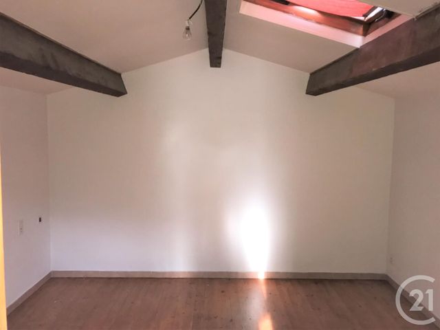 Maison &agrave; louer - 2 pi&egrave;ces - 56,91 m2 - Marseille - 13015 - PROVENCE-ALPES-COTE-D-AZUR