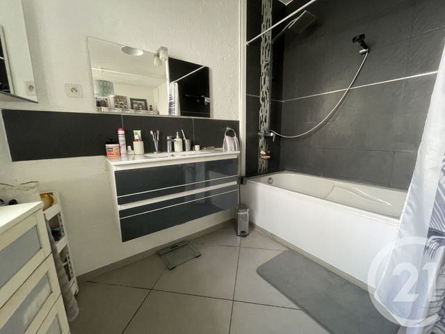 Maison &agrave; vendre - 3 pi&egrave;ces - 84 m2 - Marseille - 13015 - PROVENCE-ALPES-COTE-D-AZUR