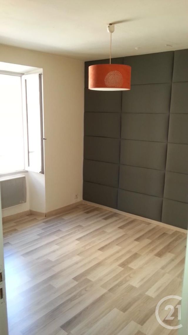 Maison &agrave; louer - 2 pi&egrave;ces - 46 m2 - Marseille - 13015 - PROVENCE-ALPES-COTE-D-AZUR