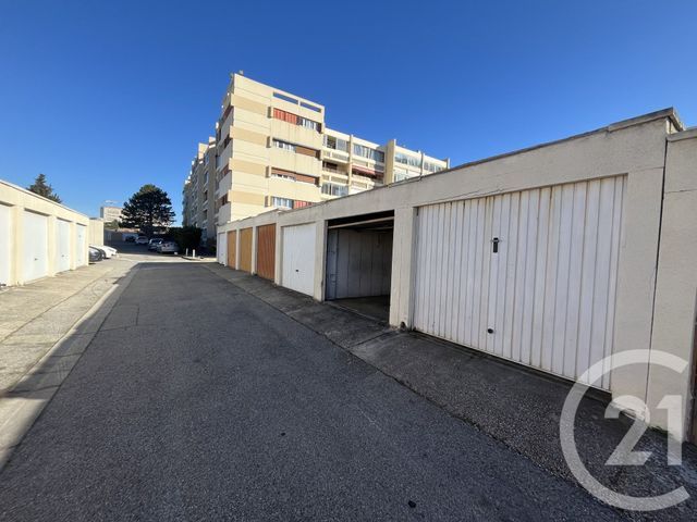 Parking &agrave; vendre - 15,46 m2 - Marseille - 13015 - PROVENCE-ALPES-COTE-D-AZUR