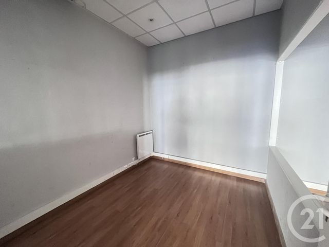 Divers &agrave; louer - 150 m2 - Septemes Les Vallons - 13 - PROVENCE-ALPES-COTE-D-AZUR