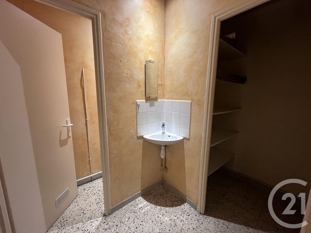 Divers &agrave; louer - 150 m2 - Septemes Les Vallons - 13 - PROVENCE-ALPES-COTE-D-AZUR