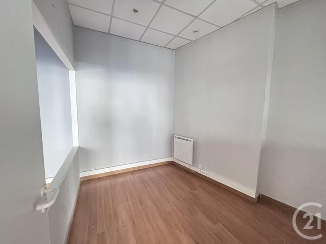 Divers &agrave; louer - 150 m2 - Septemes Les Vallons - 13 - PROVENCE-ALPES-COTE-D-AZUR