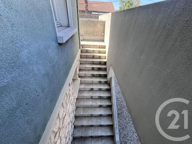 Maison &agrave; louer - 4 pi&egrave;ces - 97,39 m2 - Marseille - 13015 - PROVENCE-ALPES-COTE-D-AZUR