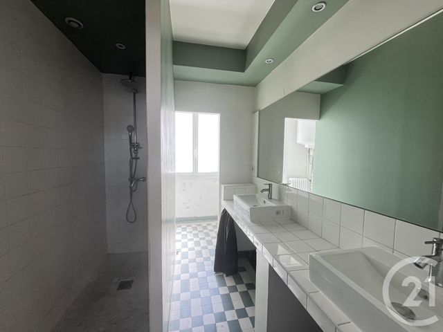 Maison &agrave; louer - 4 pi&egrave;ces - 97,39 m2 - Marseille - 13015 - PROVENCE-ALPES-COTE-D-AZUR