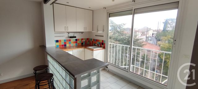 Appartement F2 &agrave; louer - 2 pi&egrave;ces - 43,73 m2 - Marseille - 13015 - PROVENCE-ALPES-COTE-D-AZUR