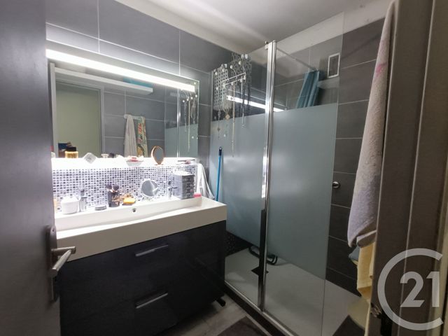 Appartement F4 &agrave; vendre - 4 pi&egrave;ces - 71,17 m2 - Septemes Les Vallons - 13 - PROVENCE-ALPES-COTE-D-AZUR