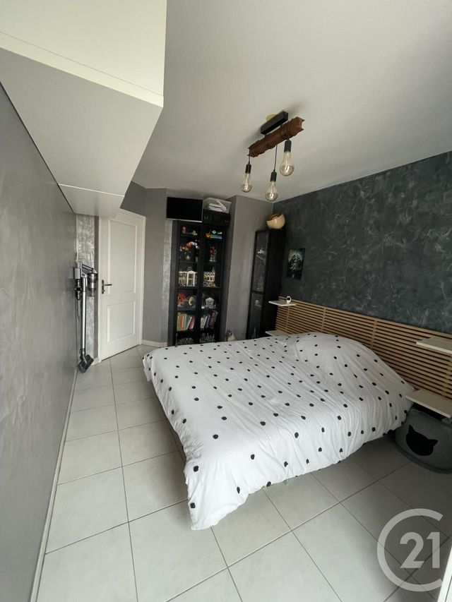 Appartement F2 &agrave; louer - 2 pi&egrave;ces - 42,10 m2 - Vitrolles - 13 - PROVENCE-ALPES-COTE-D-AZUR