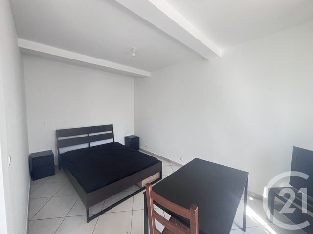 Appartement F1 &agrave; louer - 1 pi&egrave;ce - 28,81 m2 - Marseille - 13015 - PROVENCE-ALPES-COTE-D-AZUR