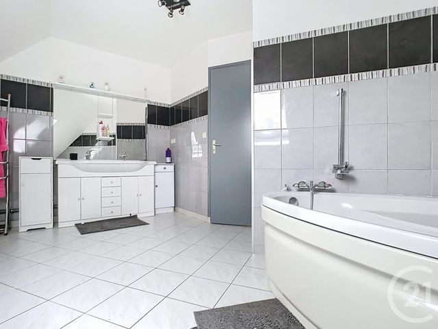 Maison &agrave; vendre - 8 pi&egrave;ces - 154 m2 - Gisors - 27 - HAUTE-NORMANDIE