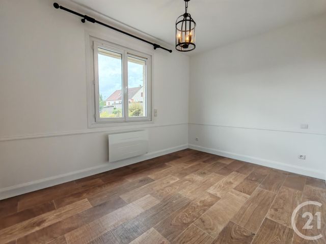 Maison &agrave; louer - 3 pi&egrave;ces - 62 m2 - Gisors - 27 - HAUTE-NORMANDIE