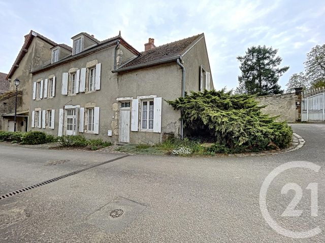 Maison &agrave; vendre - 7 pi&egrave;ces - 185 m2 - Verneuil En Bourbonnais - 03 - AUVERGNE