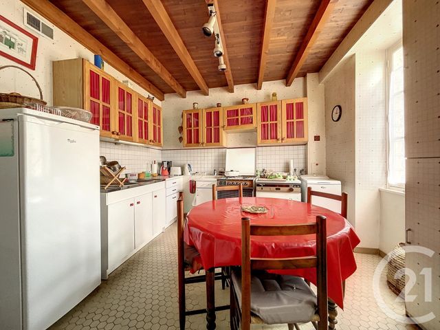 Maison &agrave; vendre - 7 pi&egrave;ces - 185 m2 - Verneuil En Bourbonnais - 03 - AUVERGNE