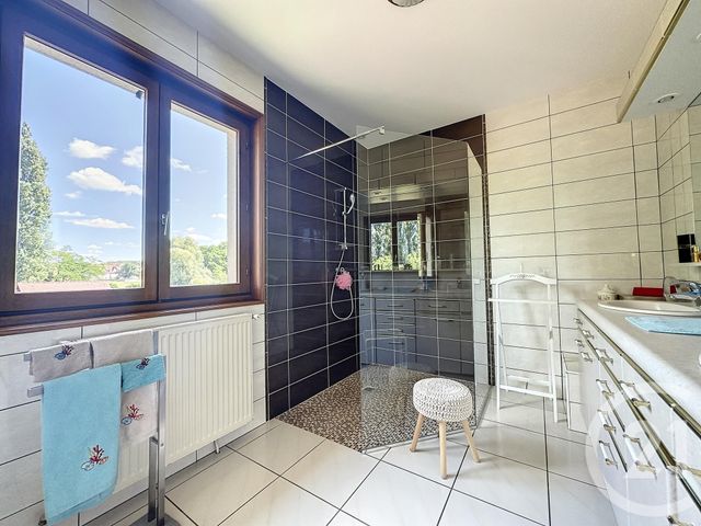 Maison &agrave; vendre - 8 pi&egrave;ces - 200 m2 - Varennes Sur Allier - 03 - AUVERGNE