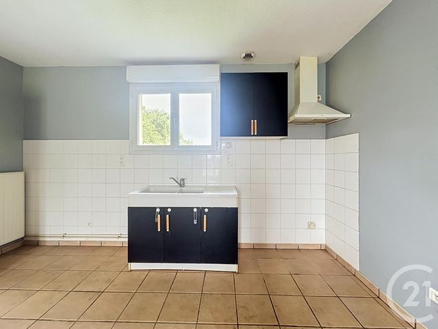 Maison &agrave; louer - 4 pi&egrave;ces - 80,65 m2 - Fourilles - 03 - AUVERGNE