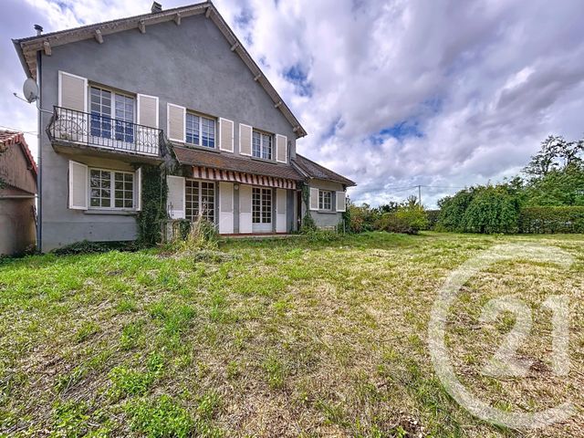 Maison &agrave; vendre - 7 pi&egrave;ces - 172 m2 - St Pourcain Sur Sioule - 03 - AUVERGNE