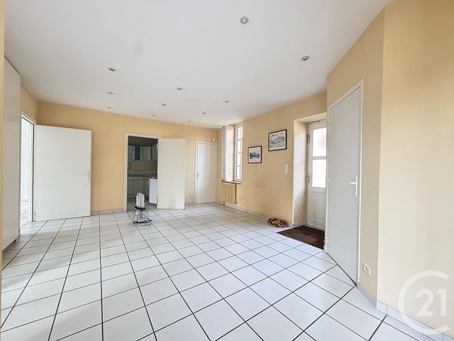 Appartement Local à louer - 4 pièces - 80 m2 - St Pourcain Sur Sioule - 03 - AUVERGNE
