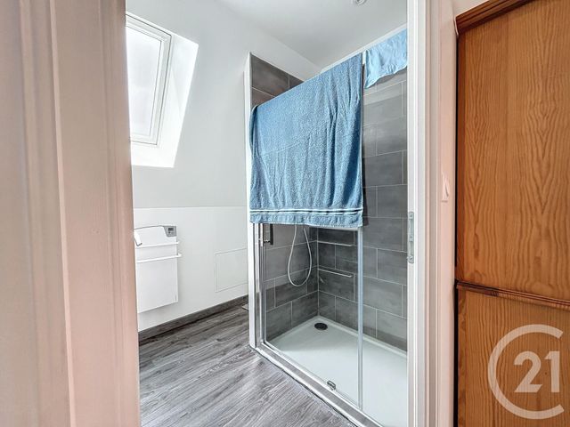 Appartement F3 à vendre - 4 pièces - 199,02 m2 - St Pourcain Sur Sioule - 03 - AUVERGNE