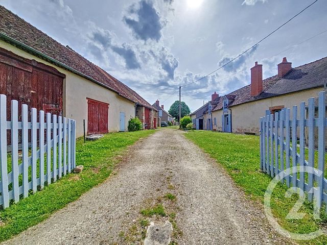 maison - DENEUILLE LES CHANTELLE - 03