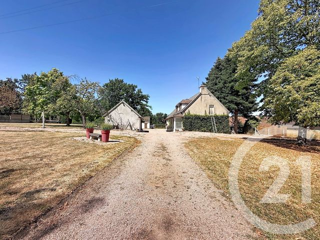 Maison &agrave; vendre - 4 pi&egrave;ces - 97 m2 - St Pourcain Sur Sioule - 03 - AUVERGNE