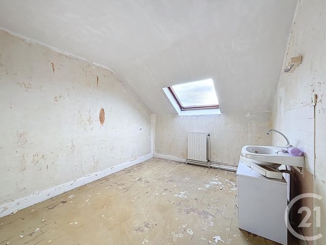 Maison à vendre - 13 pièces - 280 m2 - Chatel De Neuvre - 03 - AUVERGNE