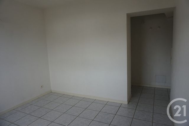 Appartement F1 &agrave; vendre - 1 pi&egrave;ce - 35 m2 - St Pourcain Sur Sioule - 03 - AUVERGNE