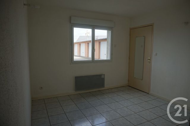 Appartement F1 &agrave; vendre - 1 pi&egrave;ce - 35 m2 - St Pourcain Sur Sioule - 03 - AUVERGNE