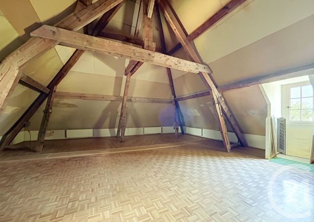 Maison &agrave; vendre - 7 pi&egrave;ces - 279,95 m2 - St Gerand Le Puy - 03 - AUVERGNE