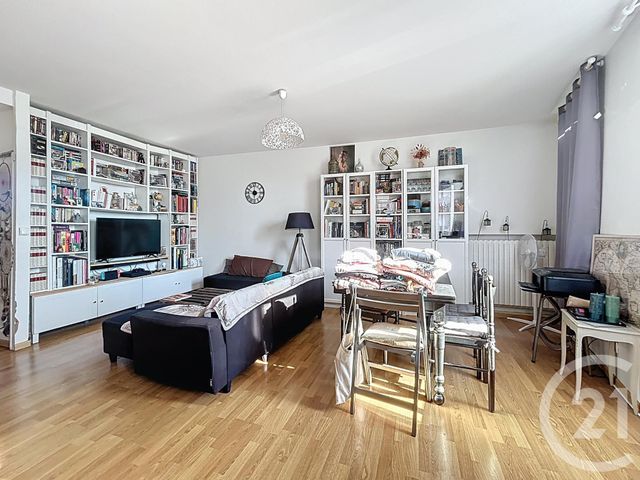 Appartement F3 à louer - 3 pièces - 83 m2 - St Pourcain Sur Sioule - 03 - AUVERGNE