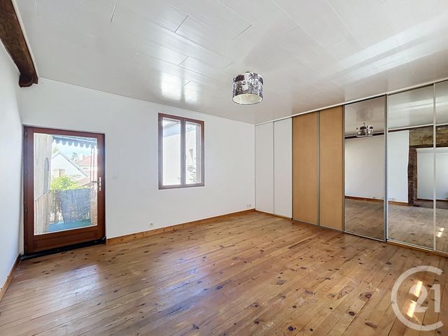 Appartement F3 &agrave; louer - 3 pi&egrave;ces - 79,65 m2 - Varennes Sur Allier - 03 - AUVERGNE