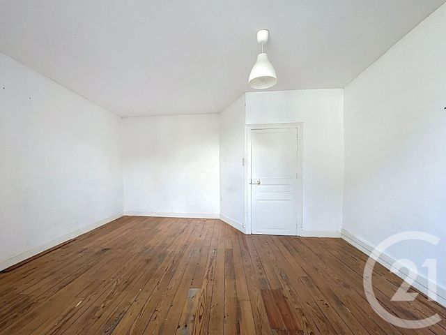 Maison &agrave; vendre - 3 pi&egrave;ces - 52 m2 - Varennes Sur Allier - 03 - AUVERGNE