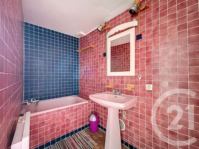 Maison &agrave; vendre - 3 pi&egrave;ces - 52 m2 - Varennes Sur Allier - 03 - AUVERGNE