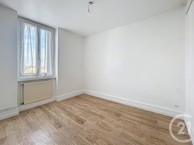 Appartement F3 à louer - 3 pièces - 52,01 m2 - St Pourcain Sur Sioule - 03 - AUVERGNE