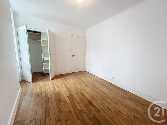 Maison &agrave; louer - 5 pi&egrave;ces - 120 m2 - St Pourcain Sur Sioule - 03 - AUVERGNE