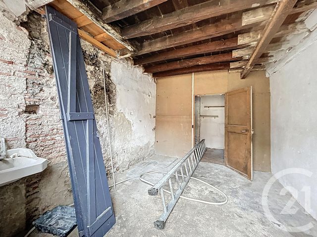 Maison &agrave; louer - 5 pi&egrave;ces - 120 m2 - St Pourcain Sur Sioule - 03 - AUVERGNE